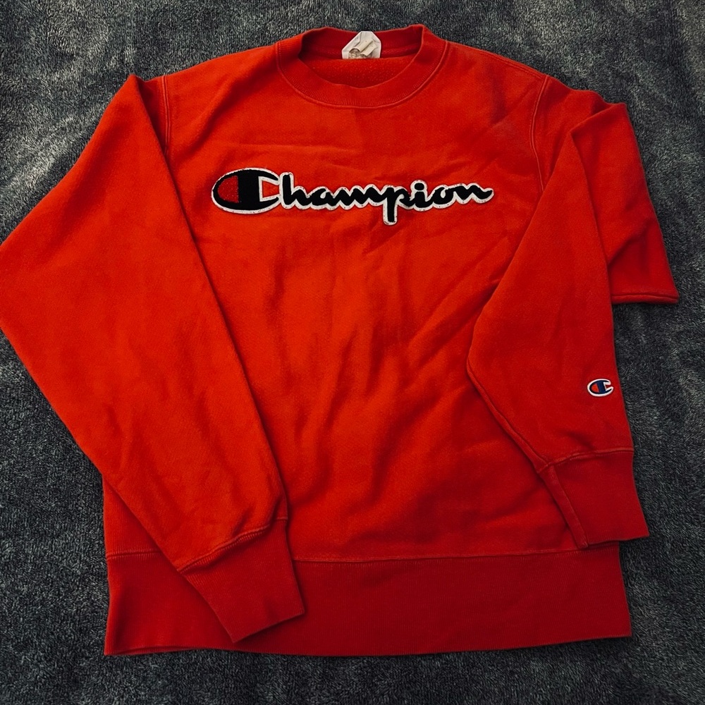 Fairly new women’s small champion crew neck OBO